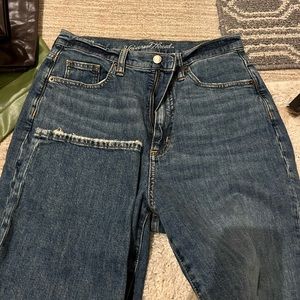 Universal thread straight leg Jeans